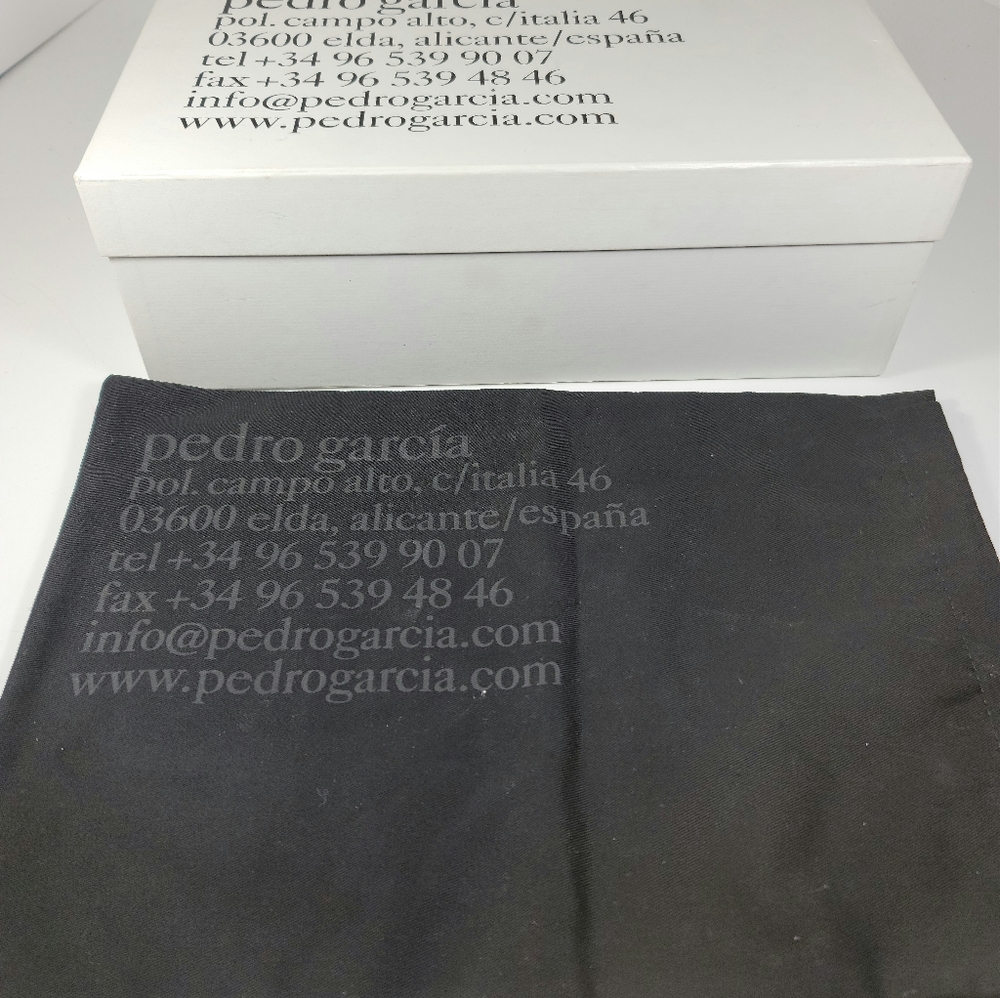 Pedro Garcia Yelena Leather Slingback Pumps - Picture 11 of 12